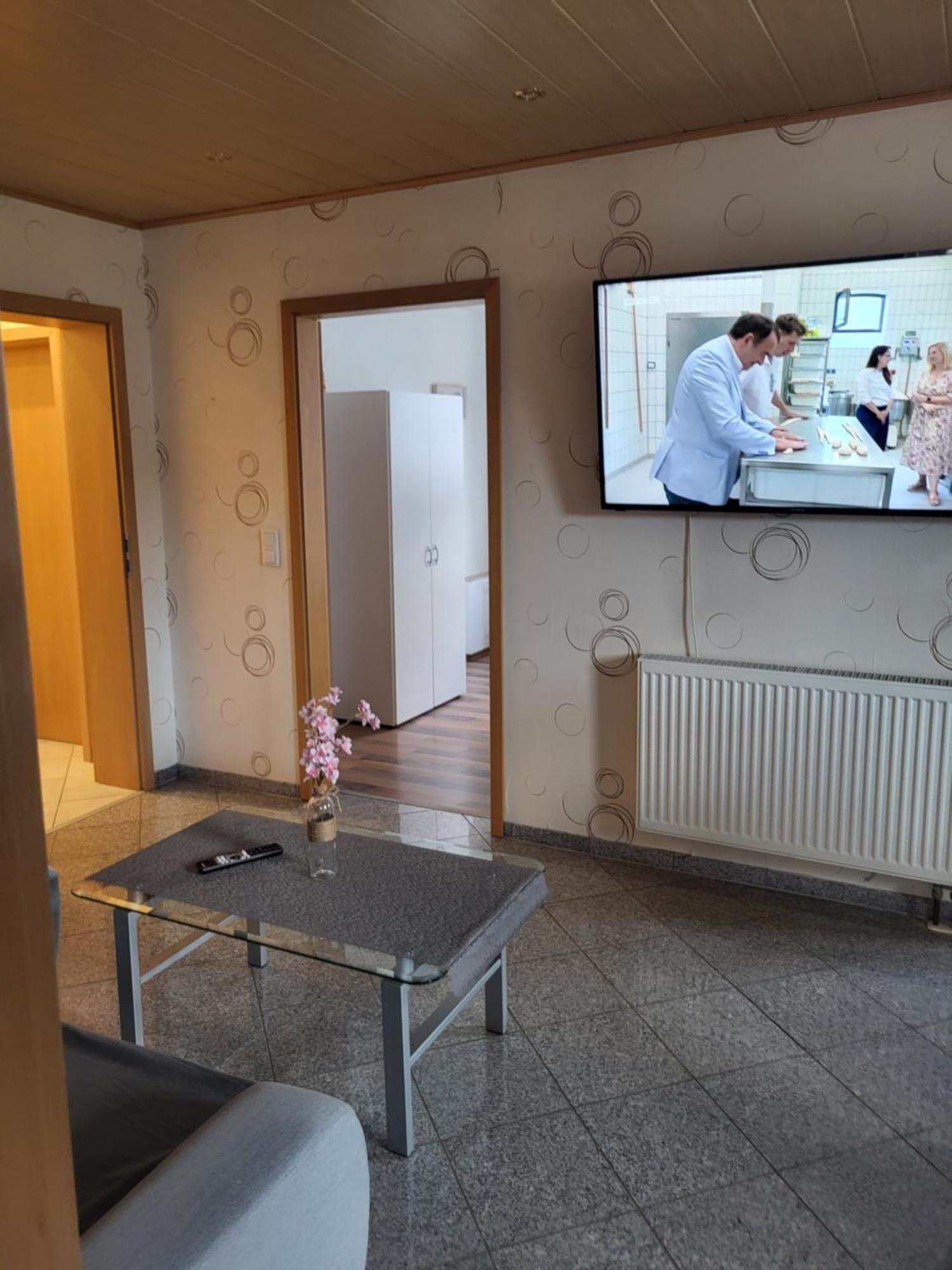 Fawiga Monteurwohnung Karben Exteriér fotografie